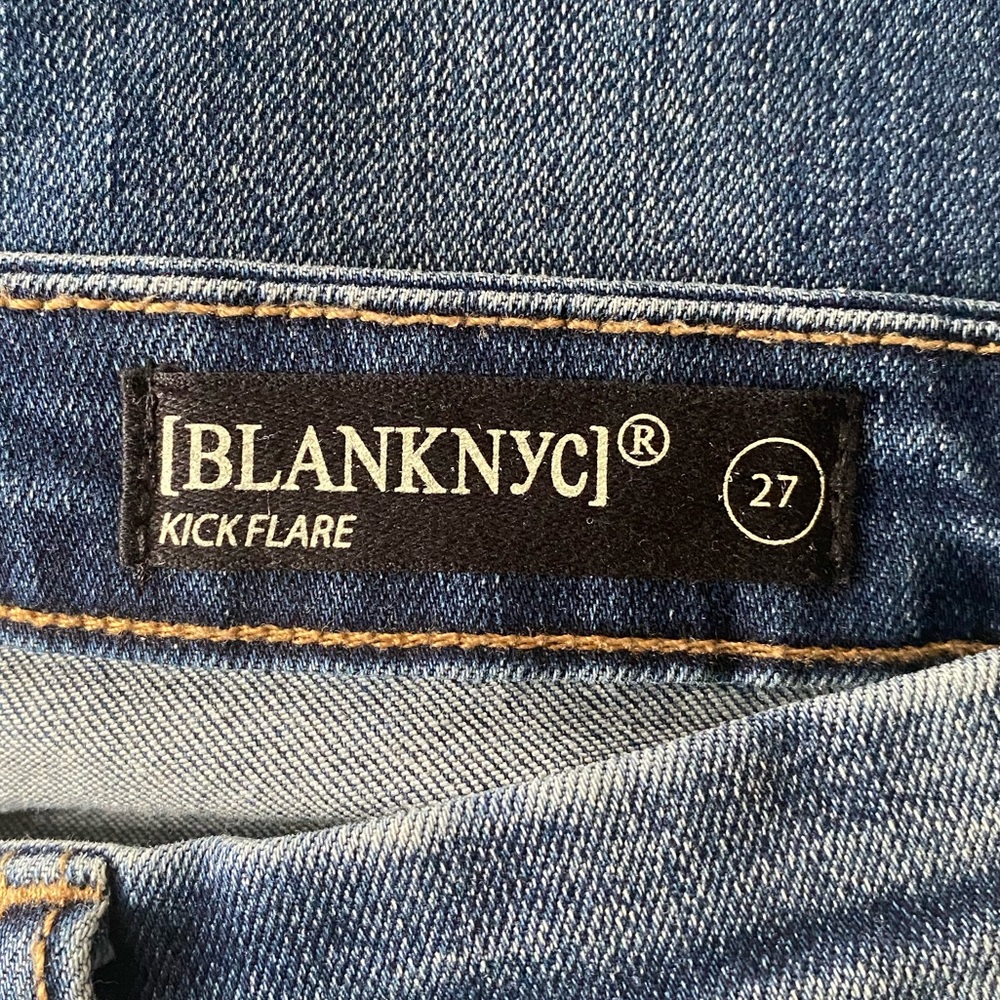 🎉HP🎉 BLANK-NYC Kickflare Denim Jeans - Picture 5 of 5